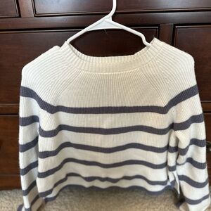 NWOT Jessica Simpson Cropped Cream and Gray Striped Sweater